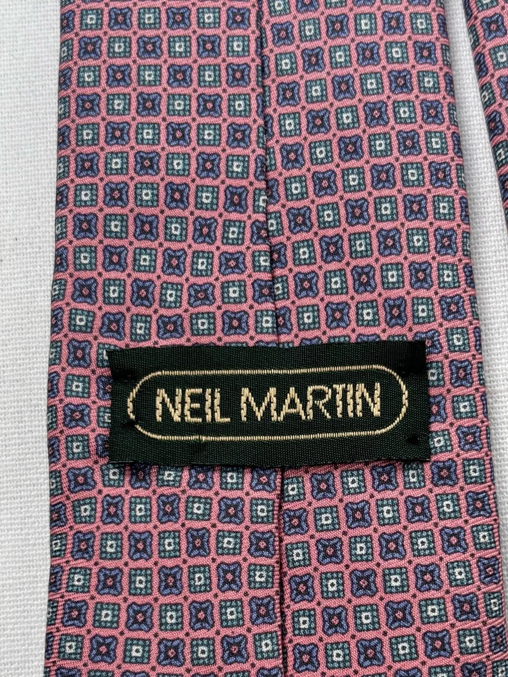 VTG Neil Martin Ancient Madder Silk Necktie Made USA Pink Blue Geometric Foulard